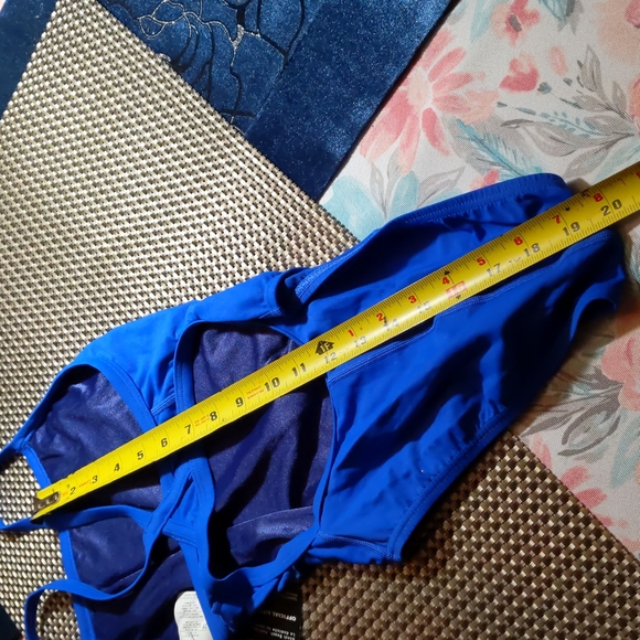 Speedo Lifeguard Racerback Swimsuit - Picture 11 of 11